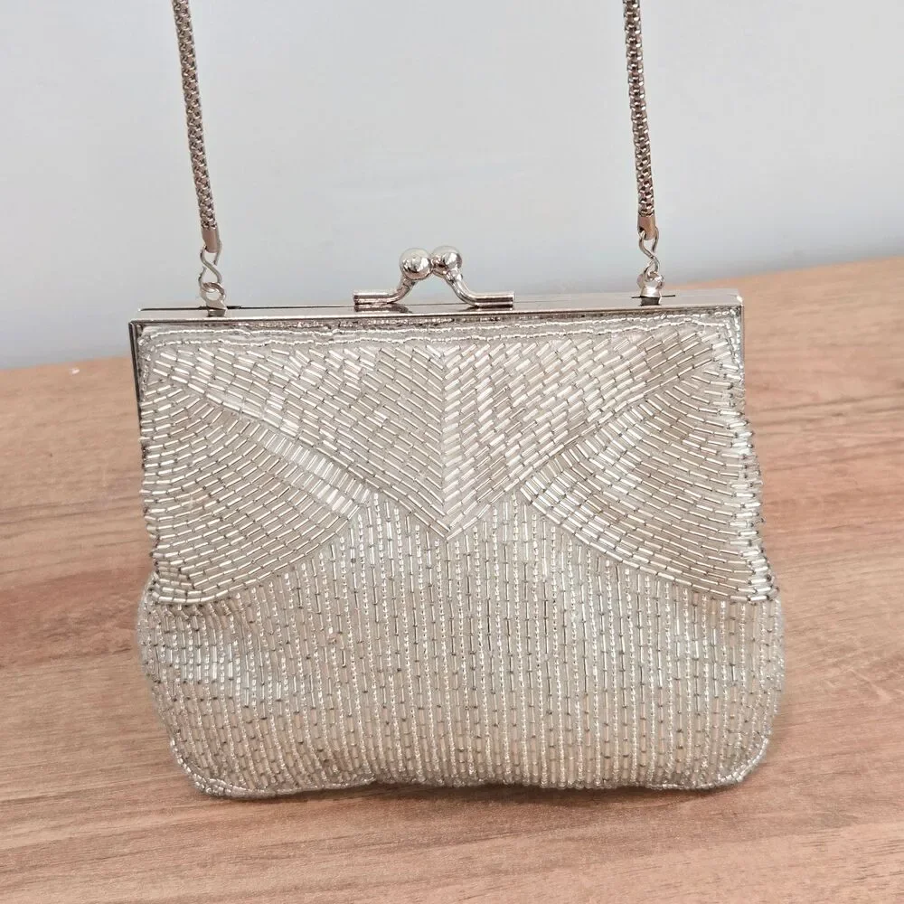 Vintage MAGID Beaded Evening Purse Clutch Silver Kiss Lock Chain Handmade Macau - Picture 3 of 9